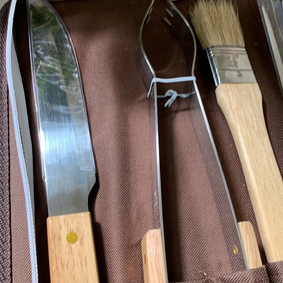 Sunday River barbecue set - Picture 3 of 6